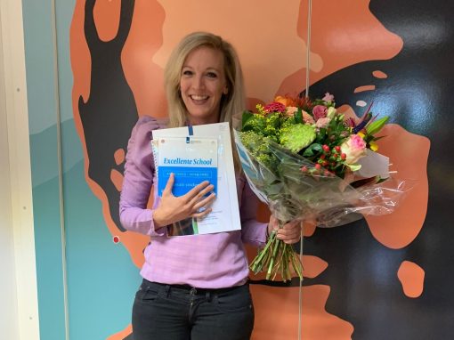 Dr. Maria Montessorischool uit Huizen ontvangt predicaat ‘Excellente School’ Dr. Maria Montessorischool uit Huizen ontvangt predicaat ‘Excellente School’